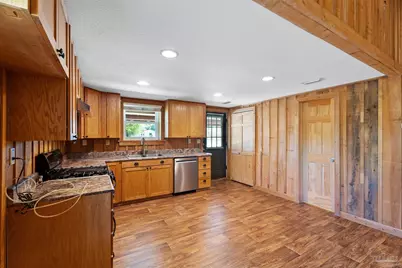 7020 SW Capt Lynn Rd, Kinard, FL 32449 - Photo 8