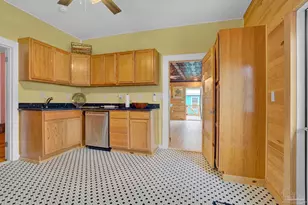 1505 W Garden St, Pensacola, FL 32502 - Photo 16