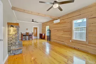 1505 W Garden St, Pensacola, FL 32502 - Photo 12