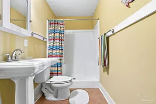 2568 Gulf Breeze Ave, Pensacola, FL 32507 - Photo 32