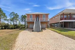 2568 Gulf Breeze Ave, Pensacola, FL 32507 - Photo 6