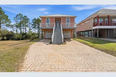 2568 Gulf Breeze Ave, Pensacola, FL 32507 - Photo 8