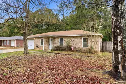 6568 Sinclair St, Milton, FL 32570 - Photo 1