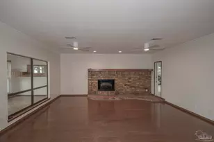 16298 N Shore Dr, Pensacola, FL 32507 - Photo 12