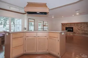 16298 N Shore Dr, Pensacola, FL 32507 - Photo 20