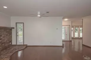 16298 N Shore Dr, Pensacola, FL 32507 - Photo 14