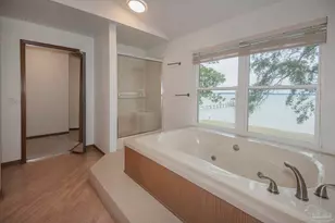 16298 N Shore Dr, Pensacola, FL 32507 - Photo 44