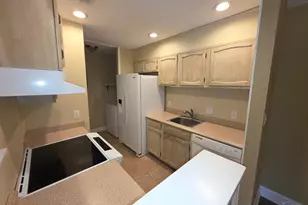 2201 Scenic Hwy, Pensacola, FL 32503 - Photo 10