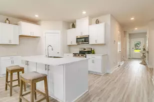 2152 Chirping Cricket Ct, Gulf Breeze, FL 32563 - Photo 4