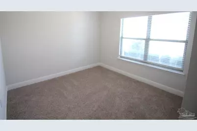 3900 Hawks Landing Cir, Pace, FL 32571 - Photo 4