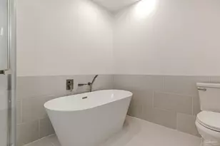 902 Heathrow Dr, Cantonment, FL 32533 - Photo 32