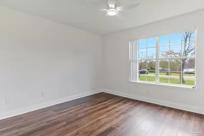 902 Heathrow Dr, Cantonment, FL 32533 - Photo 28