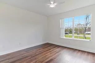 902 Heathrow Dr, Cantonment, FL 32533 - Photo 28