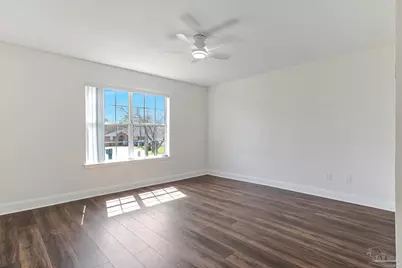 902 Heathrow Dr, Cantonment, FL 32533 - Photo 24