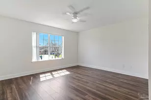 902 Heathrow Dr, Cantonment, FL 32533 - Photo 24