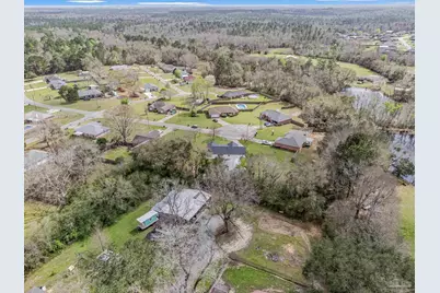 902 Heathrow Dr, Cantonment, FL 32533 - Photo 66