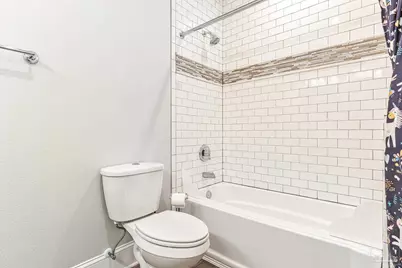 1360 N 10th Ave, Pensacola, FL 32506 - Photo 40