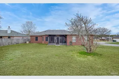 7135 Clearwood Rd, Pensacola, FL 32526 - Photo 4