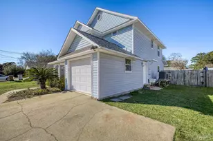 3230 Pins Ln, Gulf Breeze, FL 32563 - Photo 38