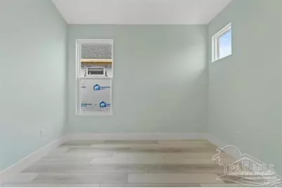 1180 W Intendencia St, Pensacola, FL 32502 - Photo 14