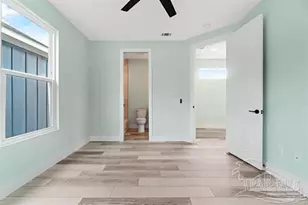 1180 W Intendencia St, Pensacola, FL 32502 - Photo 10