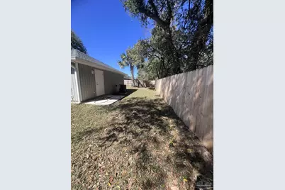 4404 Ellysee Way, Pensacola, FL 32505 - Photo 20