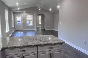 4404 Ellysee Way, Pensacola, FL 32505 - Photo 8