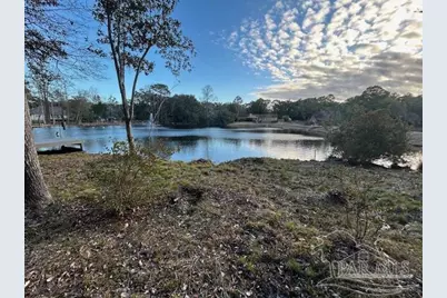 7200 Twin Lakes Ln, Pensacola, FL 32504 - Photo 2