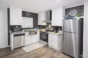 9429 Gulf Beach Hwy, Pensacola, FL 32507 - Photo 8