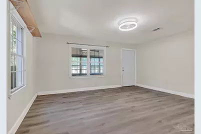 7304 St Johns Cir, Milton, FL 32583 - Photo 18