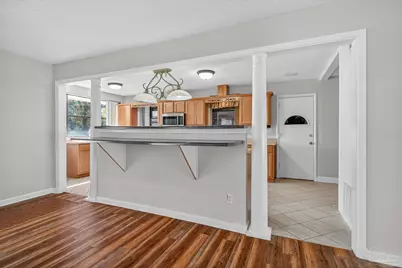 8 Manor Dr, Pensacola, FL 32507 - Photo 10