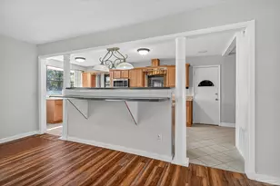 8 Manor Dr, Pensacola, FL 32507 - Photo 10