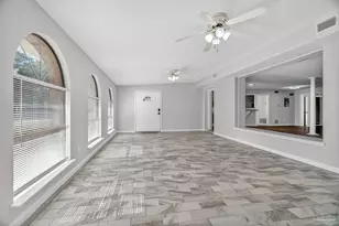 8 Manor Dr, Pensacola, FL 32507 - Photo 6