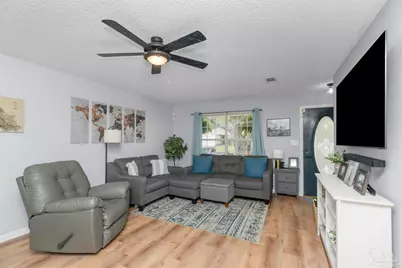1512 Galvin Ave, Pensacola, FL 32526 - Photo 6