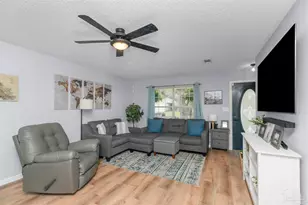 1512 Galvin Ave, Pensacola, FL 32526 - Photo 6