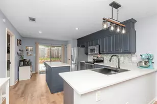 1512 Galvin Ave, Pensacola, FL 32526 - Photo 10