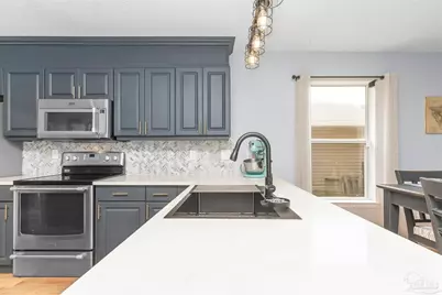 1512 Galvin Ave, Pensacola, FL 32526 - Photo 12