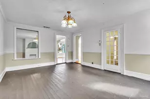 823 E Gadsden St, Pensacola, FL 32501 - Photo 8