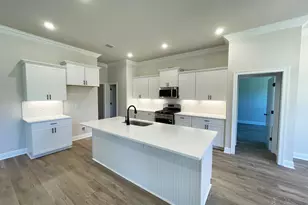 2932 Mountain Laurel Trl, Cantonment, FL 32533 - Photo 2