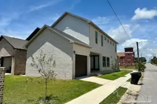1001 W Wright St, Pensacola, FL 32502 - Photo 2