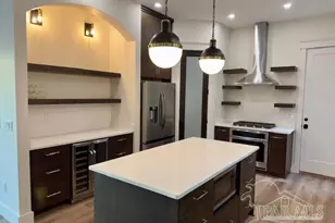 1001 W Wright St, Pensacola, FL 32502 - Photo 4