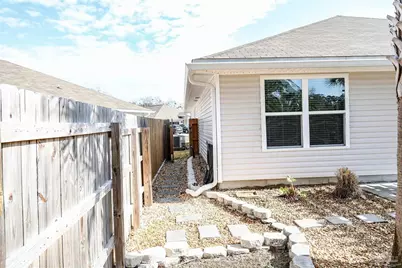 957 Lovebird Ct, Pensacola, FL 32534 - Photo 48