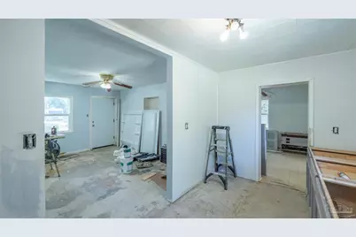 30 Howard Dr, Pensacola, FL 32503 - Photo 12