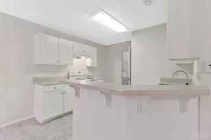 5150 Victoria Dr, Milton, FL 32570 - Photo 14