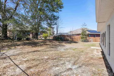 2409 Sweetheart Ln, Pensacola, FL 32526 - Photo 46