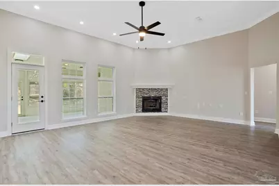 2409 Sweetheart Ln, Pensacola, FL 32526 - Photo 10