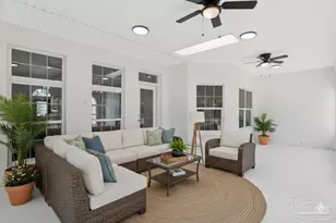 2409 Sweetheart Ln, Pensacola, FL 32526 - Photo 4