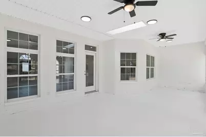 2409 Sweetheart Ln, Pensacola, FL 32526 - Photo 32