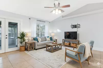 6604 Woodbrook Ct, Milton, FL 32583 - Photo 4