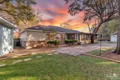 6604 Woodbrook Ct, Milton, FL 32583 - Photo 2